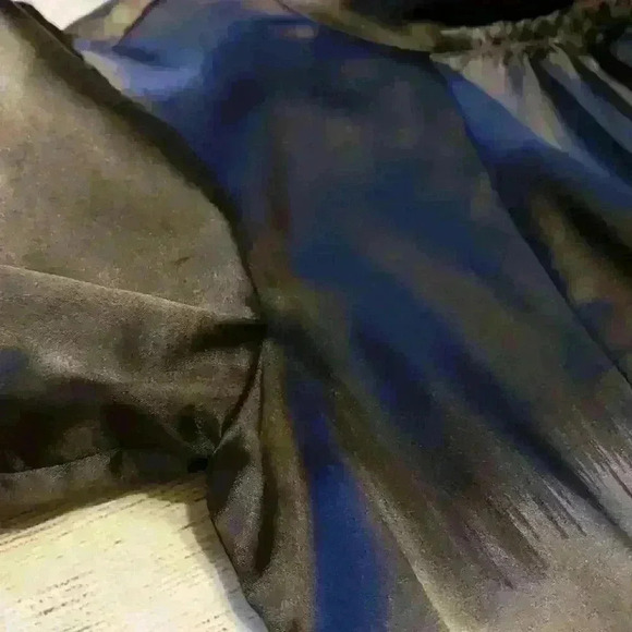 Daisy Fuentes blouse - medium - Picture 7 of 9